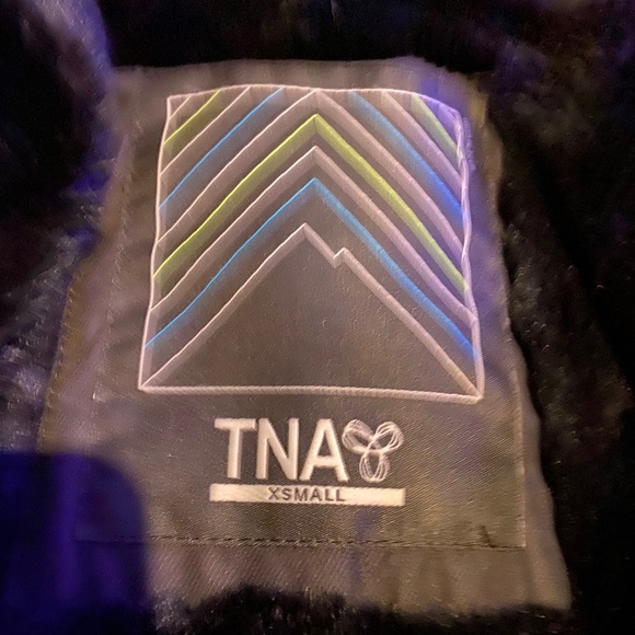 TNA PARKA Verbier Jacket - Picture 4 of 4